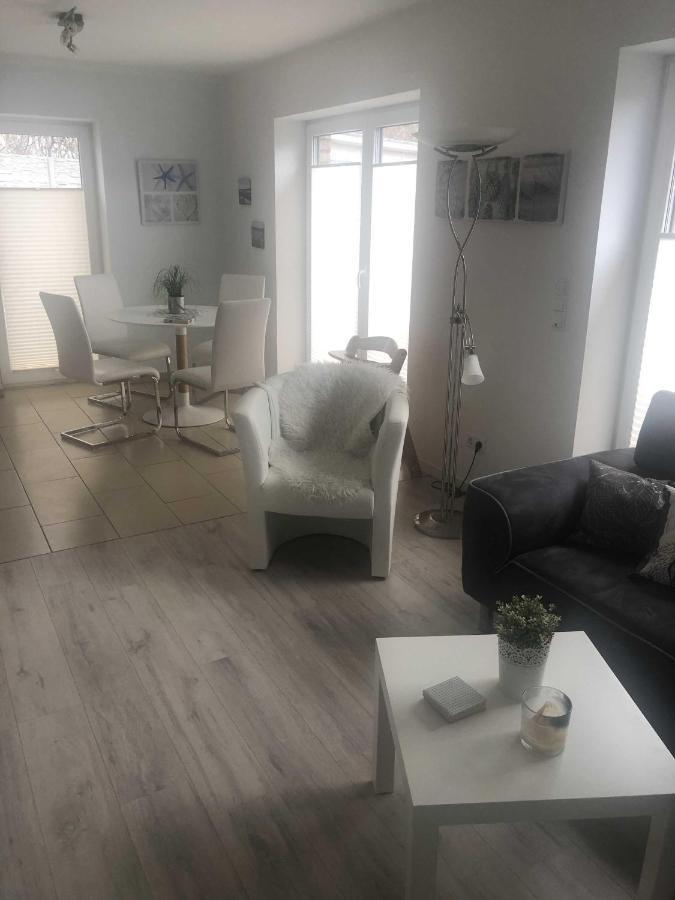 Ferienwohnung Voelker Häven Екстериор снимка